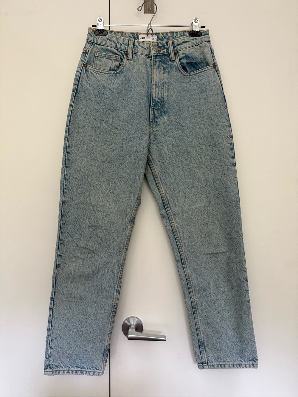 Zara Women's Light Blue Straight Leg Jeans